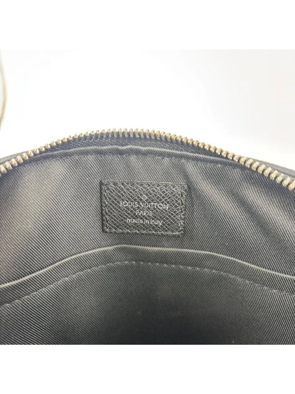 Louis Vuitton Super Taiga Grigori Shoulder Bag Black